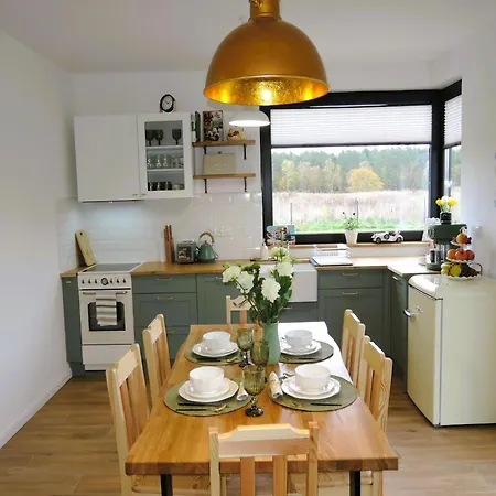 Hill Domyslow, 6 Persons Сasa de vacaciones Kołczewo